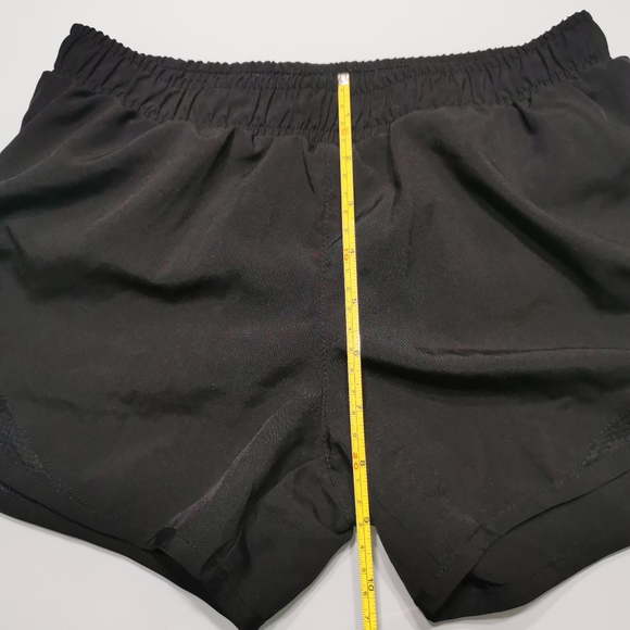 Old Navy Active Shorts - Picture 8 of 8
